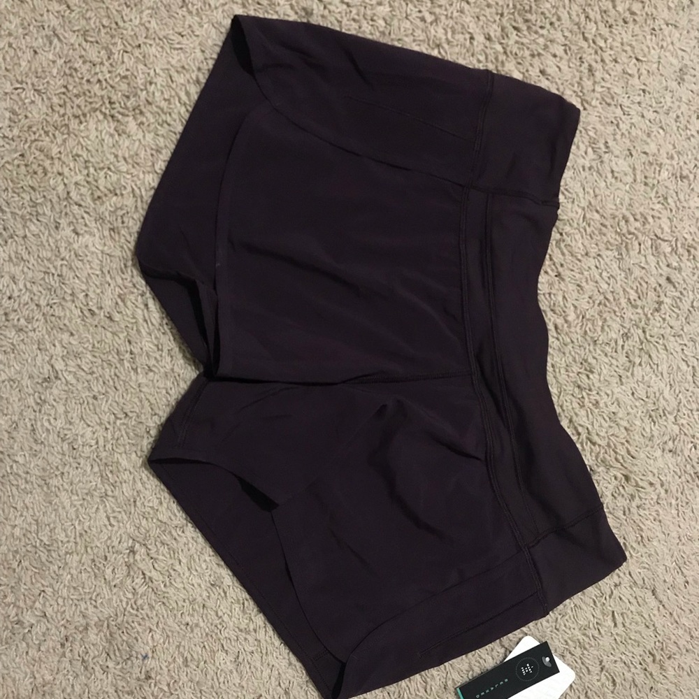 NWT Lululemon Run Times Short Size 10